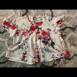 Impressions Boutique white crop blouse